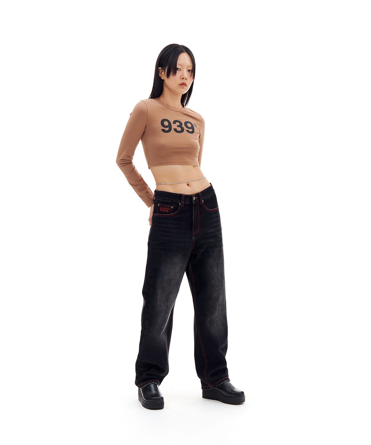아카이브 볼드(ARCHIVE BOLD) 939 LOGO CROP LONG SLEEVE (SAND BEIGE)