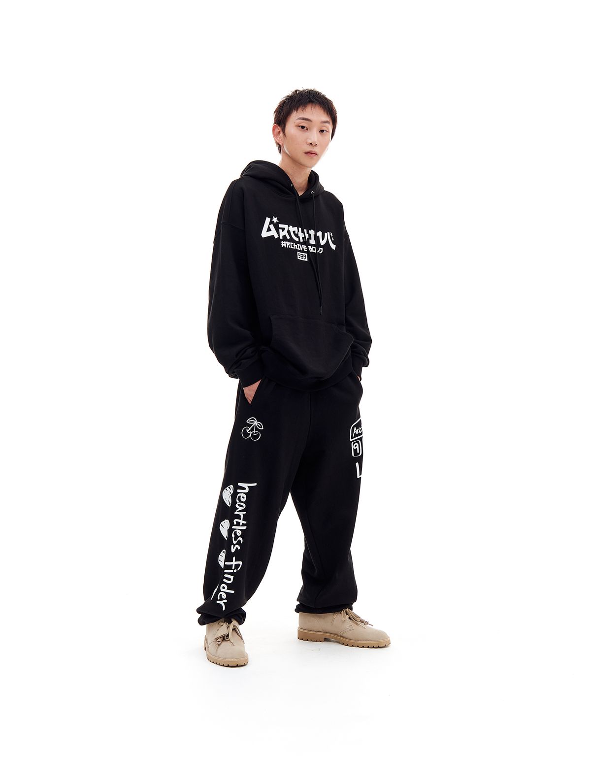 아카이브 볼드(ARCHIVE BOLD) DOODLE SWEAT PANTS (BLACK)