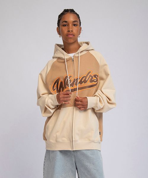 MUSINSA | WKNDRS BASEBALL SCRIPT ZIPUP HOODIE (BEIGE)