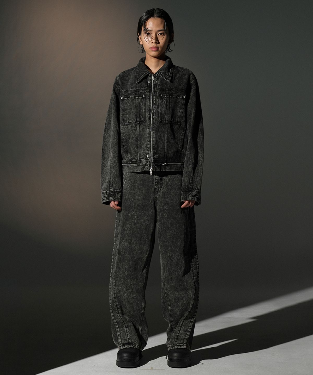 그레일즈(GRAILZ) STREAMLINE DENIM PANTS [BLACK]