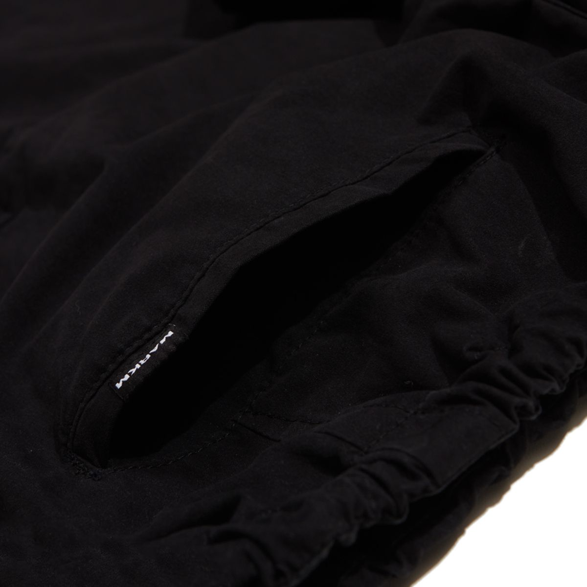 마크엠(MARKM) WIDE FIT CARGO PANTS BLACK
