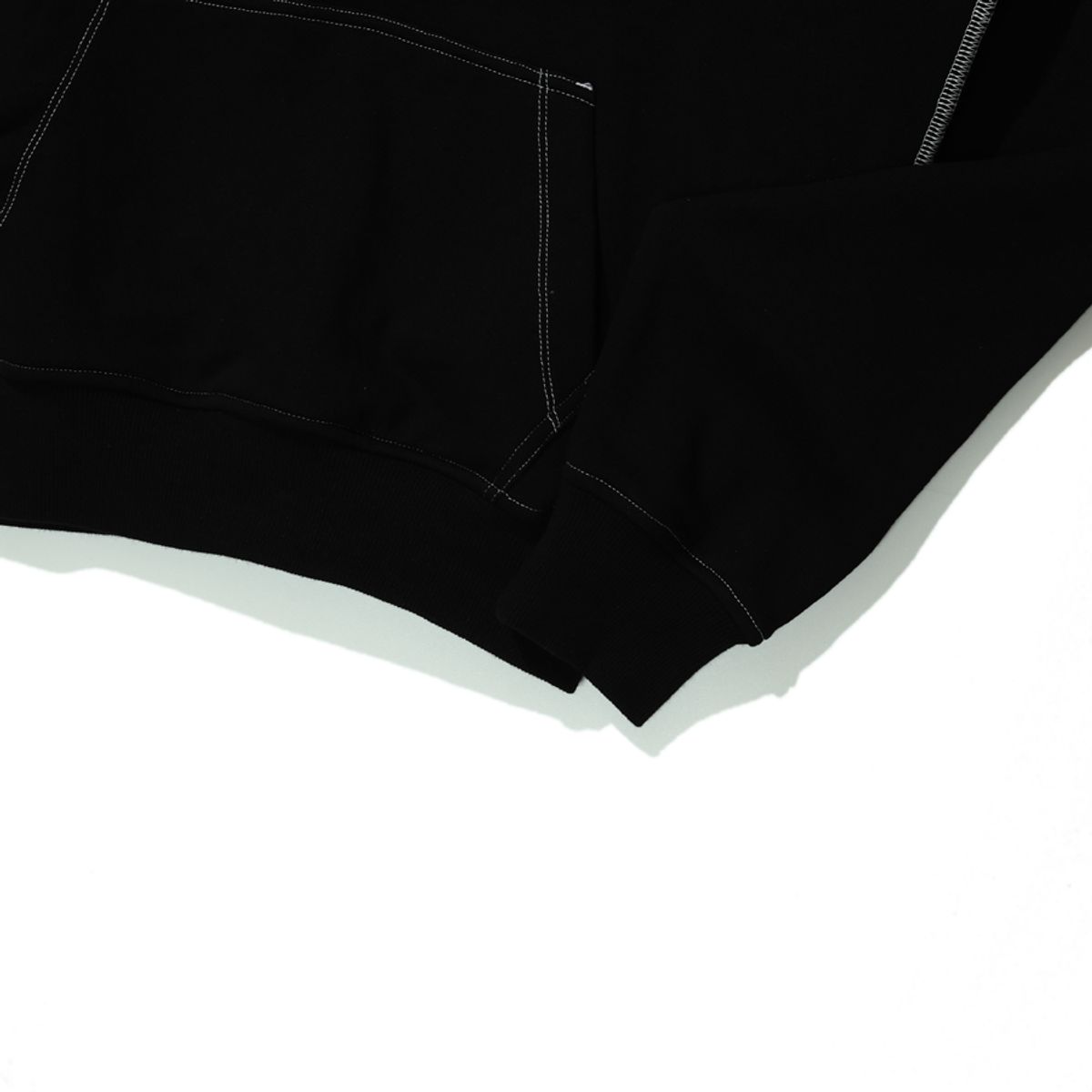 마크엠(MARKM) (W) STITCH CROP HOODIE BLACK