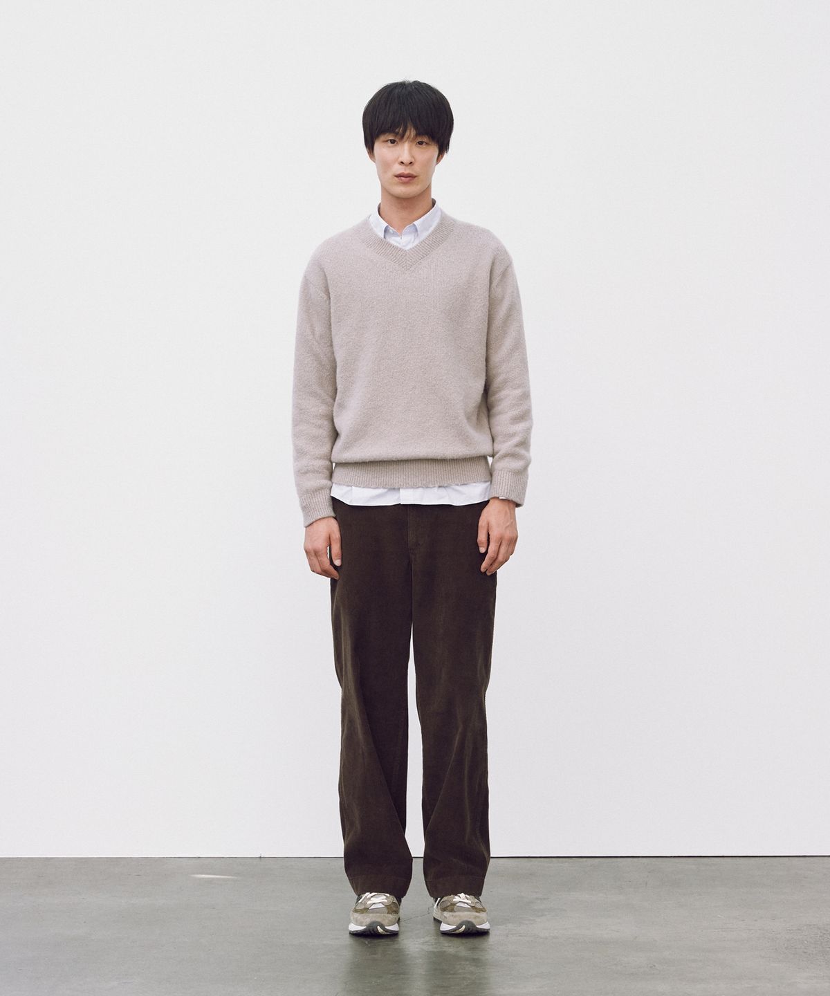 포터리(POTTERY) V-Neck Knit - Warm Beige