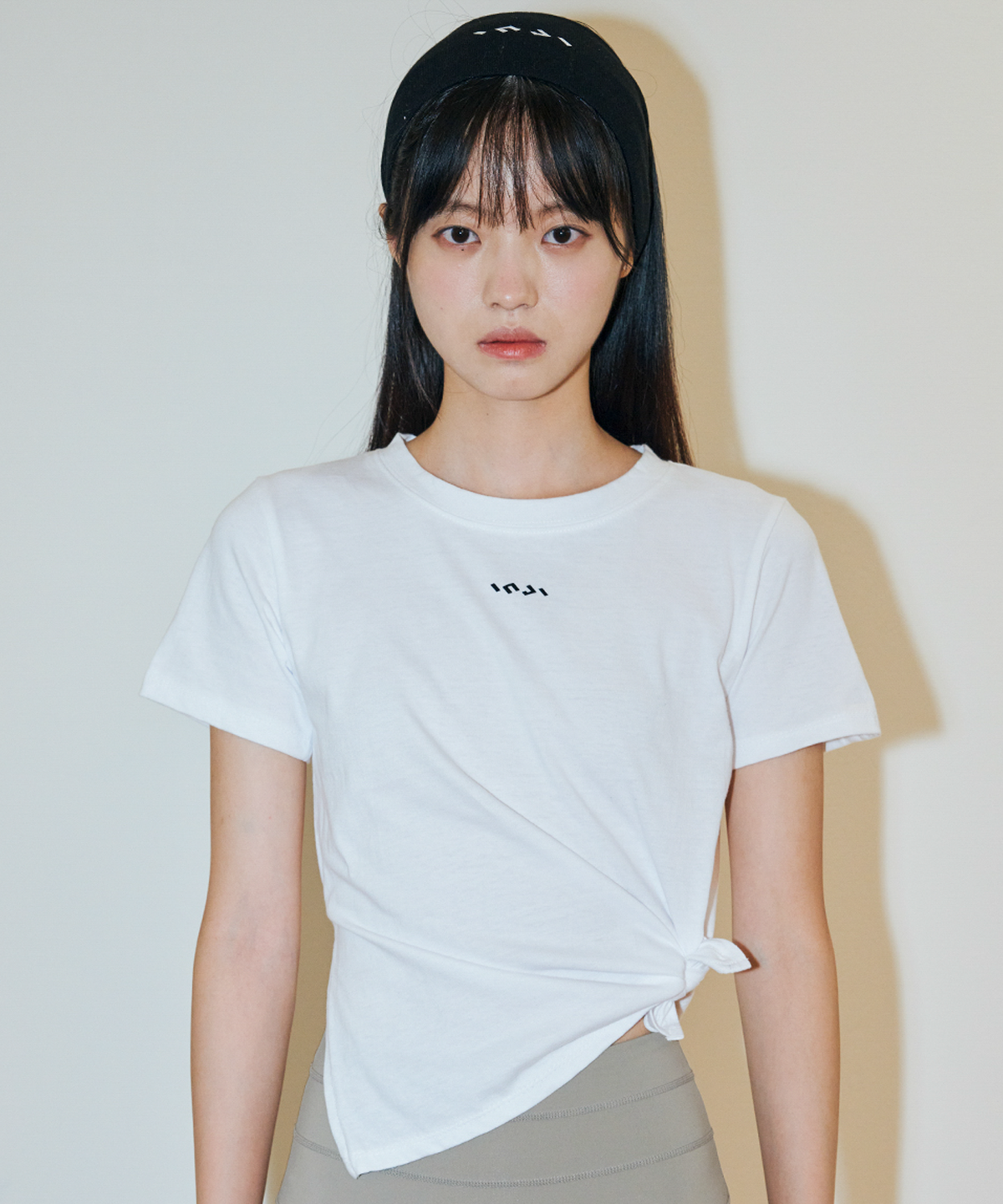 인지액티브(INJIACTIVE) 타이 사이드 티 화이트