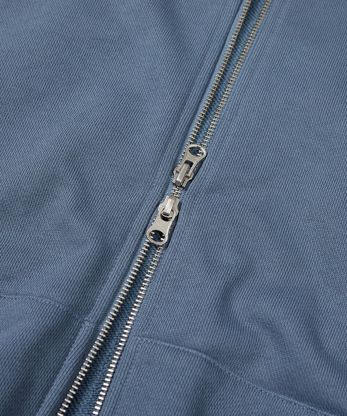 이에이(IEY) OVER MOTION LOGO HOODIE ZIP-UP Blue