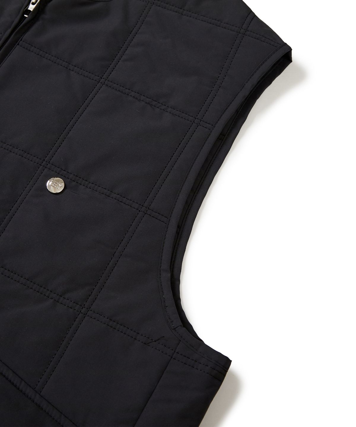 이에이(IEY) CROSS QUILTING VEST Black