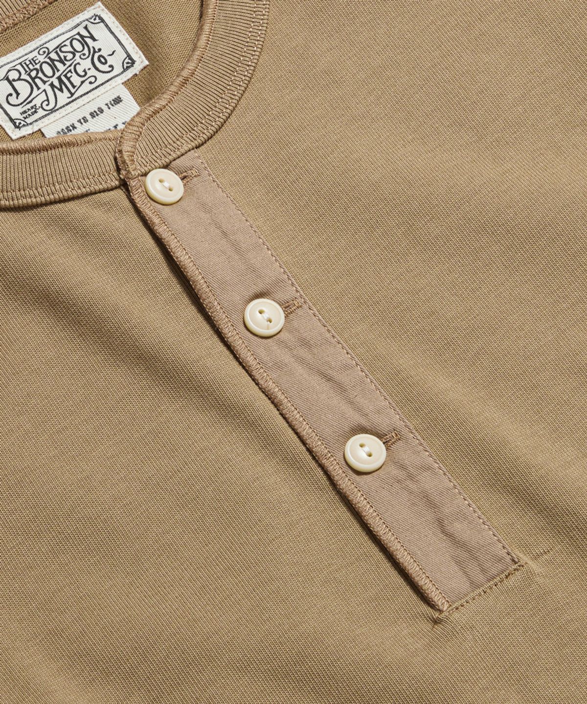 브론슨(BRONSON) Vintage Long Sleeve Henley Shirt Camel