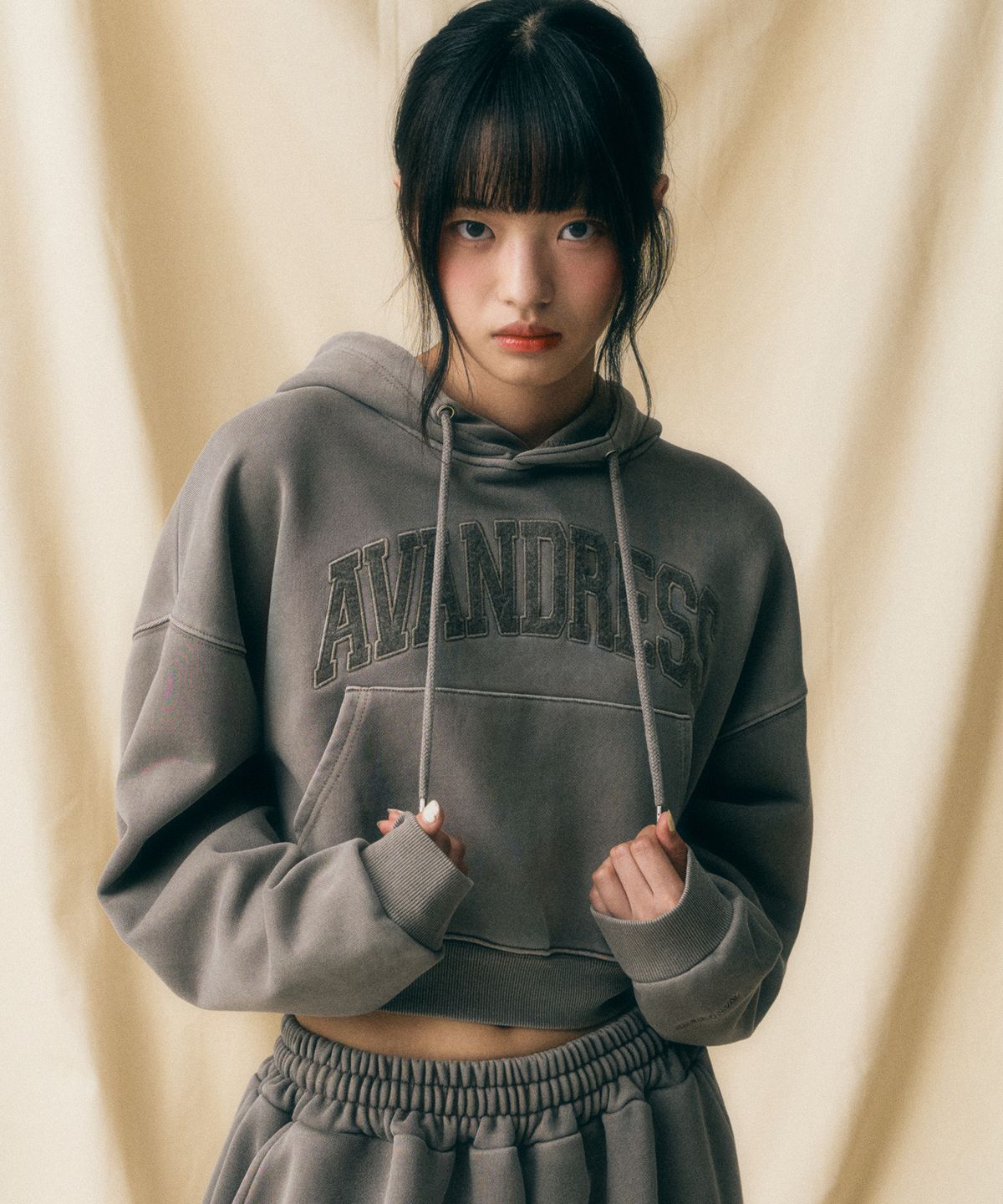 어반드레스(AVANDRESS) Pigment Felt Crop Hoody - 3COL