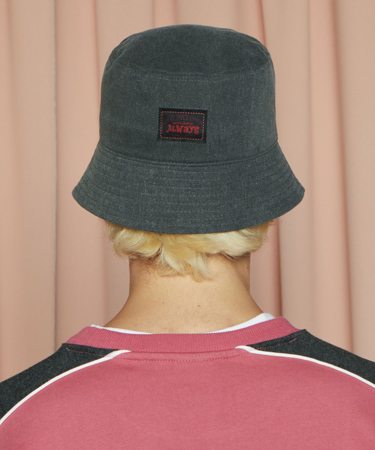 어널로이드(UNALLOYED) 로고 버킷햇 / 차콜
