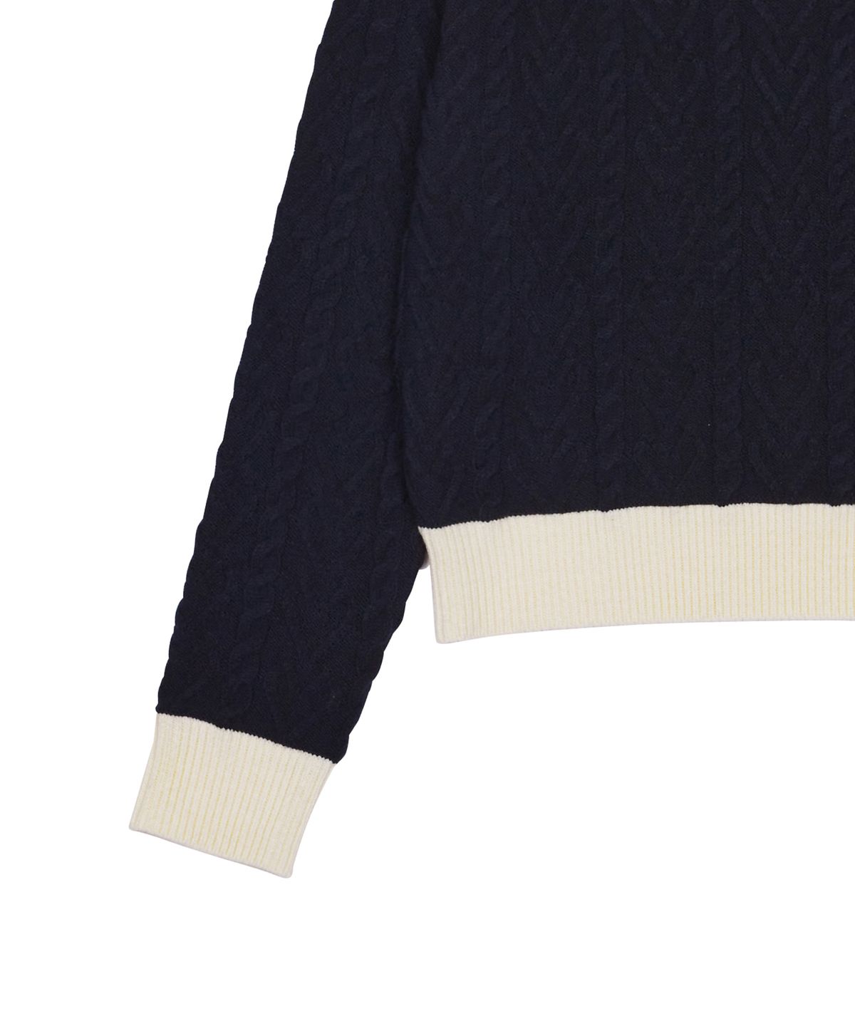 러브이즈트루(LUVISTRUE) CH LOGO COLLAR KNIT(NAVY)
