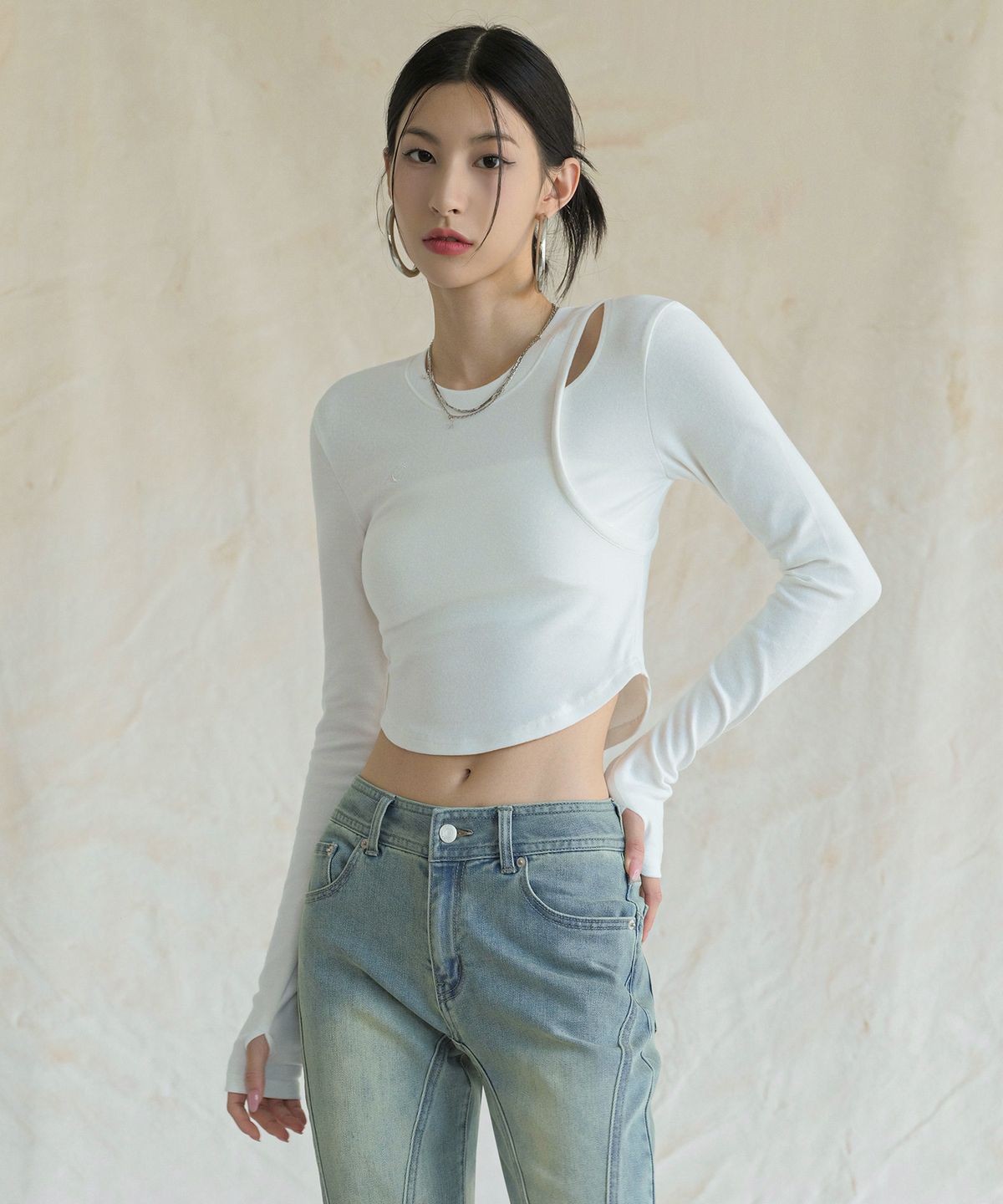 어반드레스(AVANDRESS) hole-cut Crop Long Sleeve - 5COL