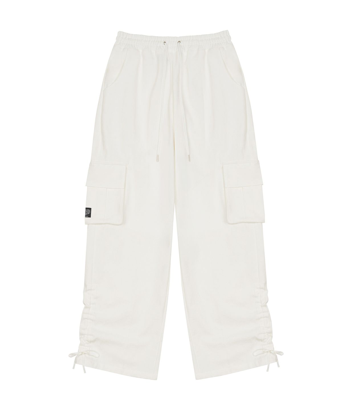 러브이즈트루(LUVISTRUE) CH TUCK BOOTSCUT PANTS(WHITE)