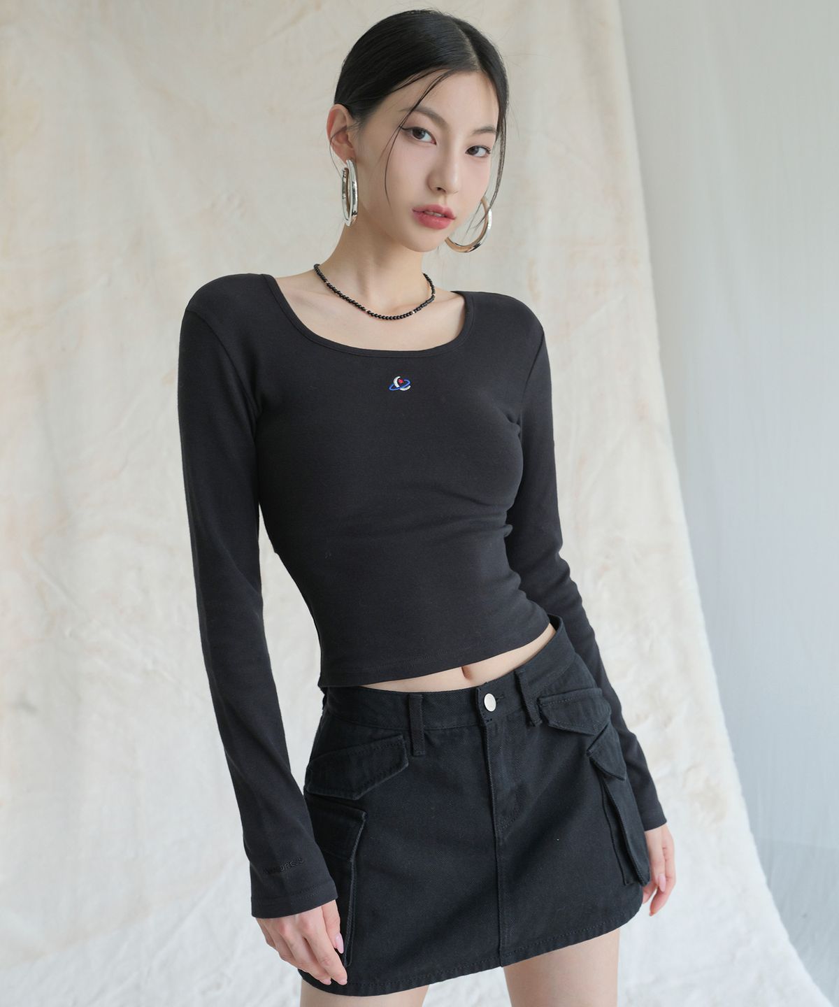 어반드레스(AVANDRESS) Linda Cut-out Long Sleeve - 7COL