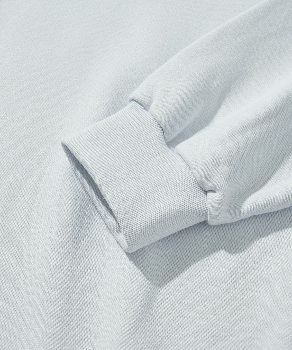 리베레(LIBERE) LOGO CREW SWEAT / ICE WHITE