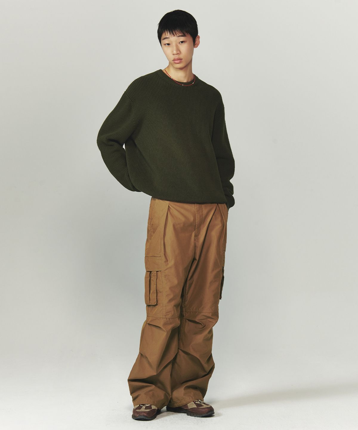 인템포무드(INTEMPOMOOD) 하찌 엘보 볼륨 풀오버_카키