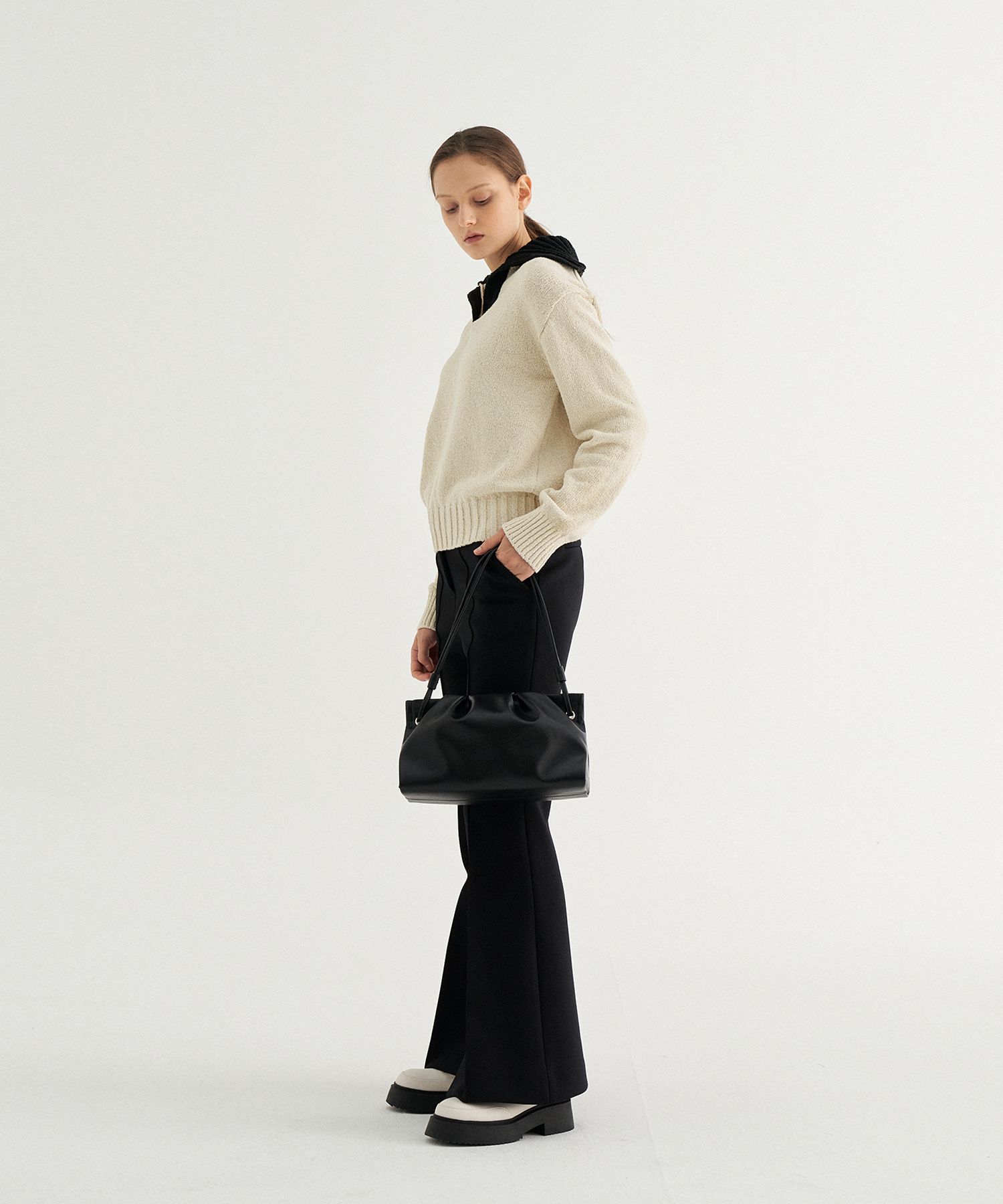 ★MUNIER★ POUND SHOULDER BAG_2COLORS MUSINSA | MUNIER Pleats Shoulder Bag - Black