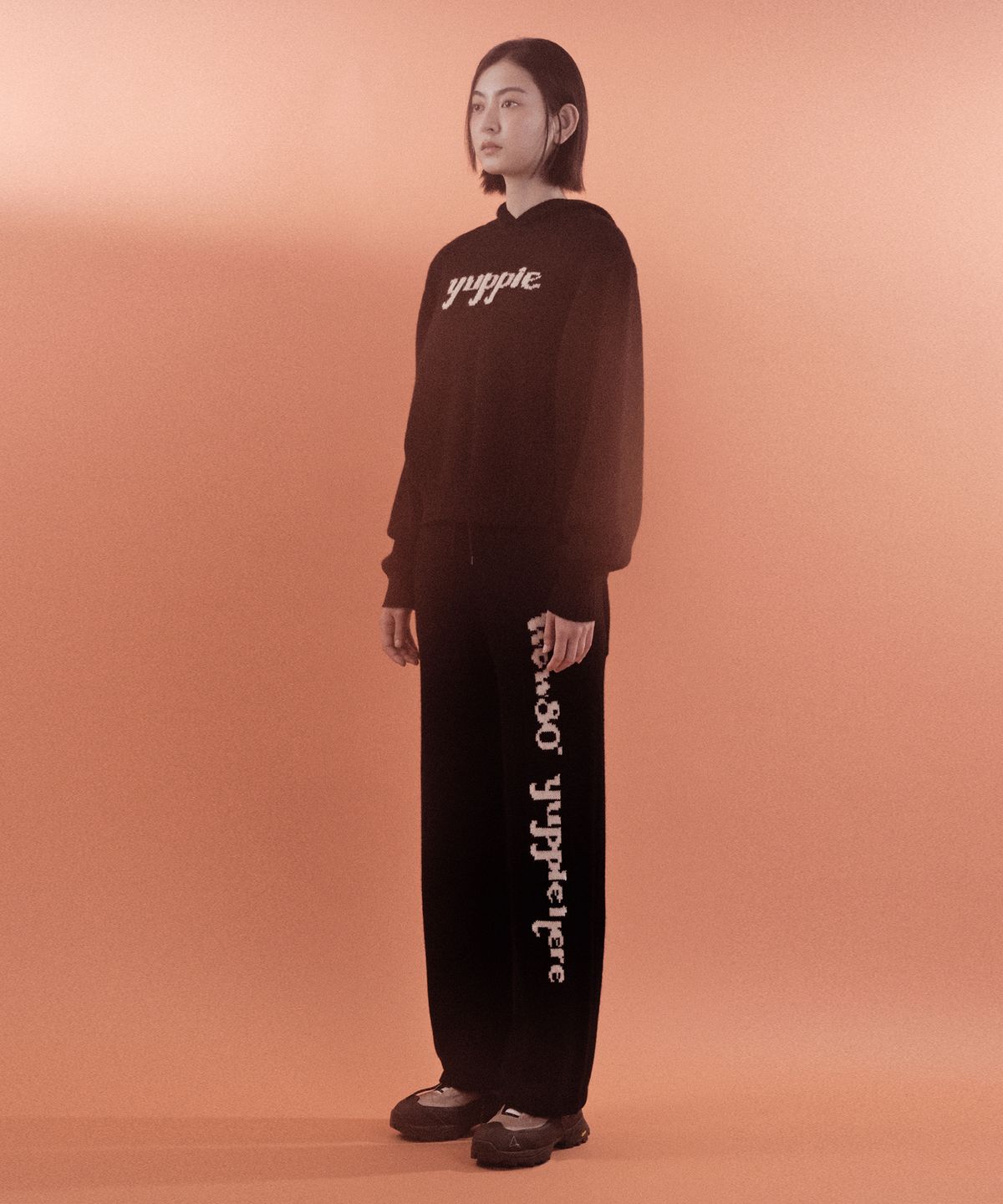 마욜(MAYOL) 여성 yuppie 니트 후드 풀오버_블랙