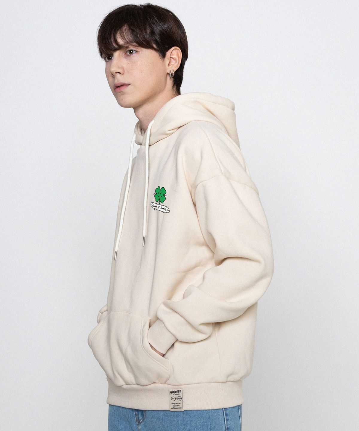 그레이버(GRAVER) [UNISEX]클로버 보드 후드티_크림