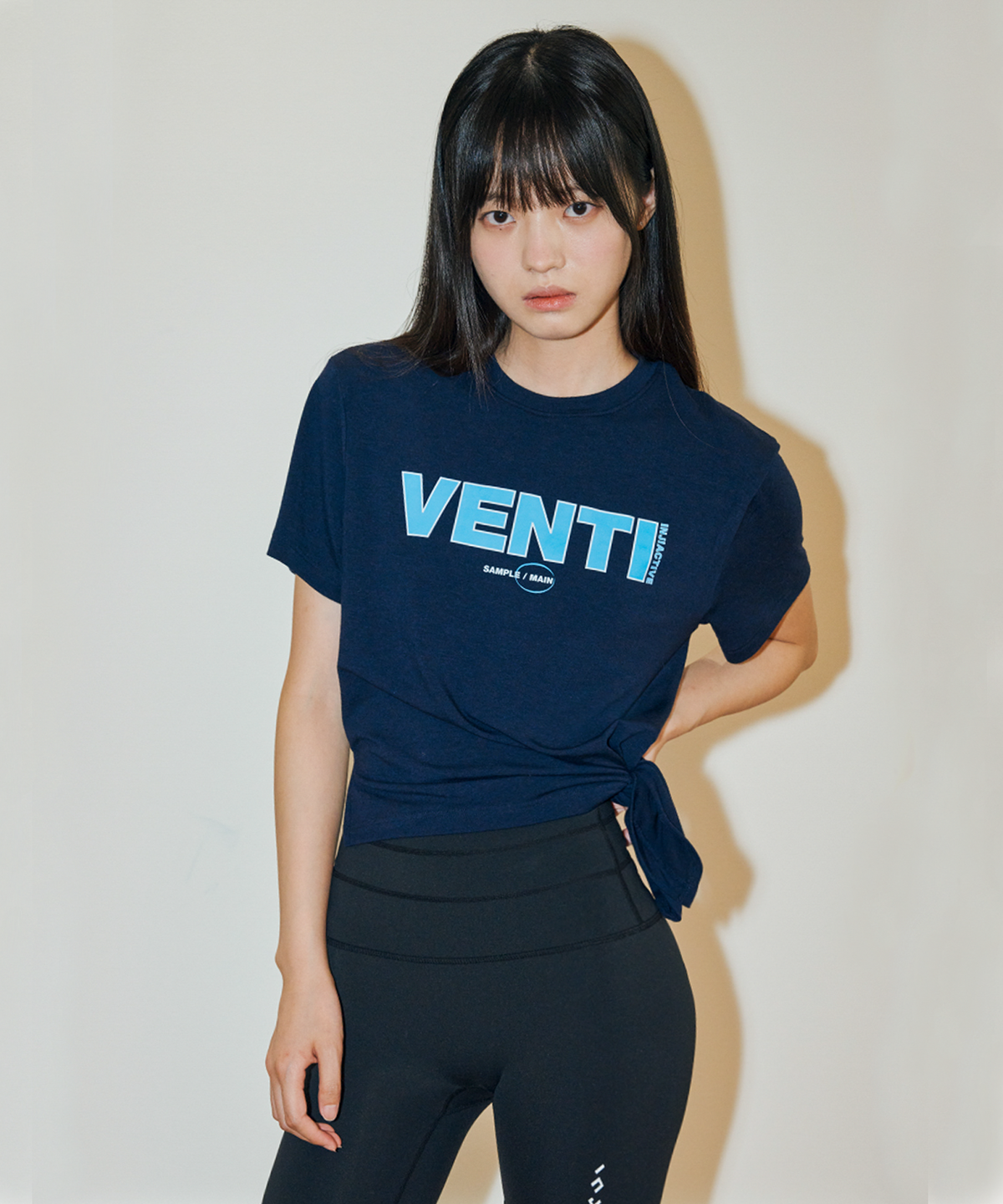 인지액티브(INJIACTIVE) 벤티 티셔츠 네이비