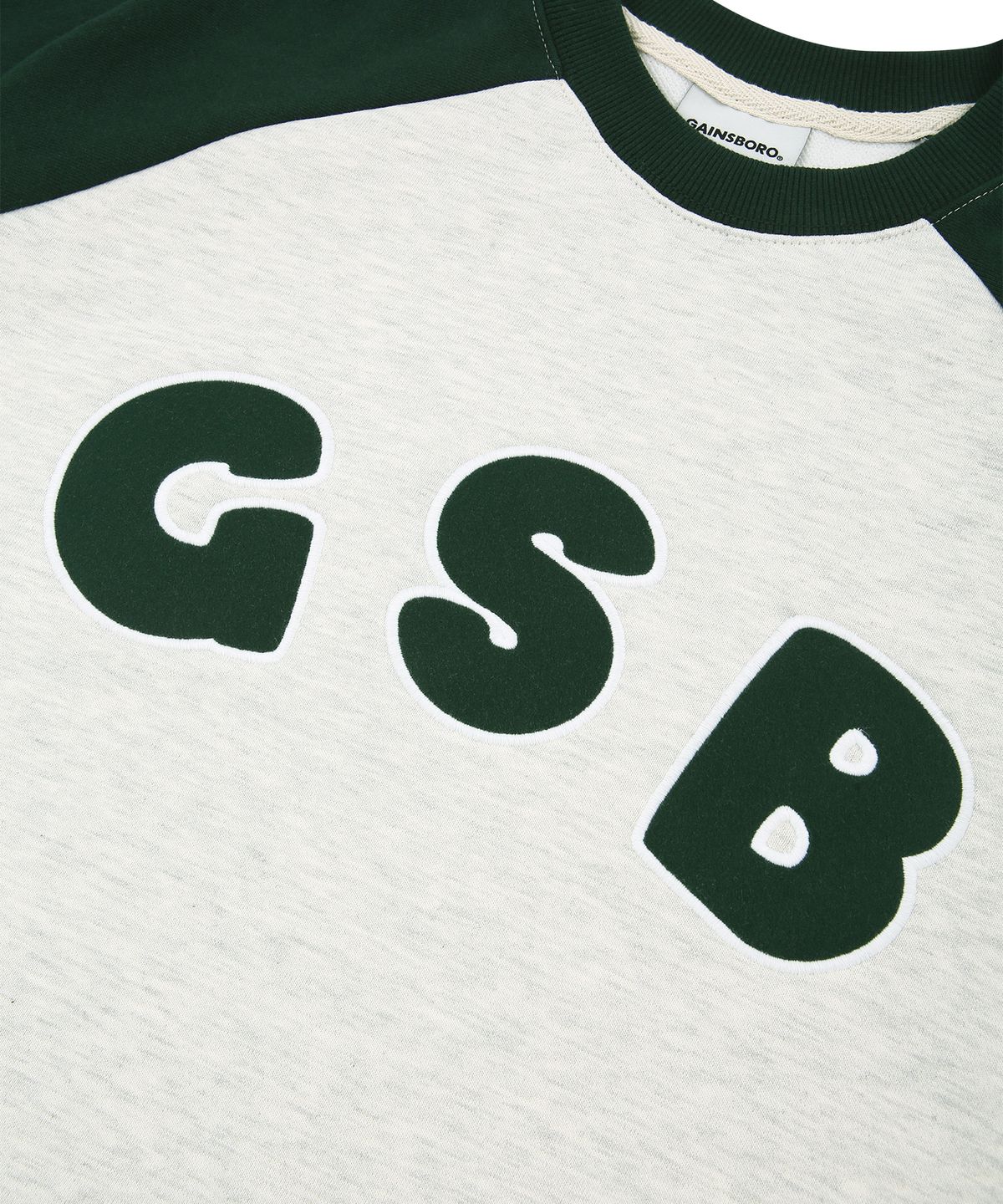게인스보로(GAINSBORO) GSB로고 래글런 맨투맨_오트밀/그린