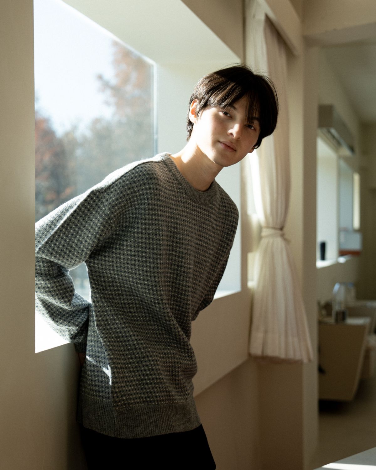 아스트레이(ASTLAY) loveless Round Neck knit (Light Gray/Denim/ Cream)