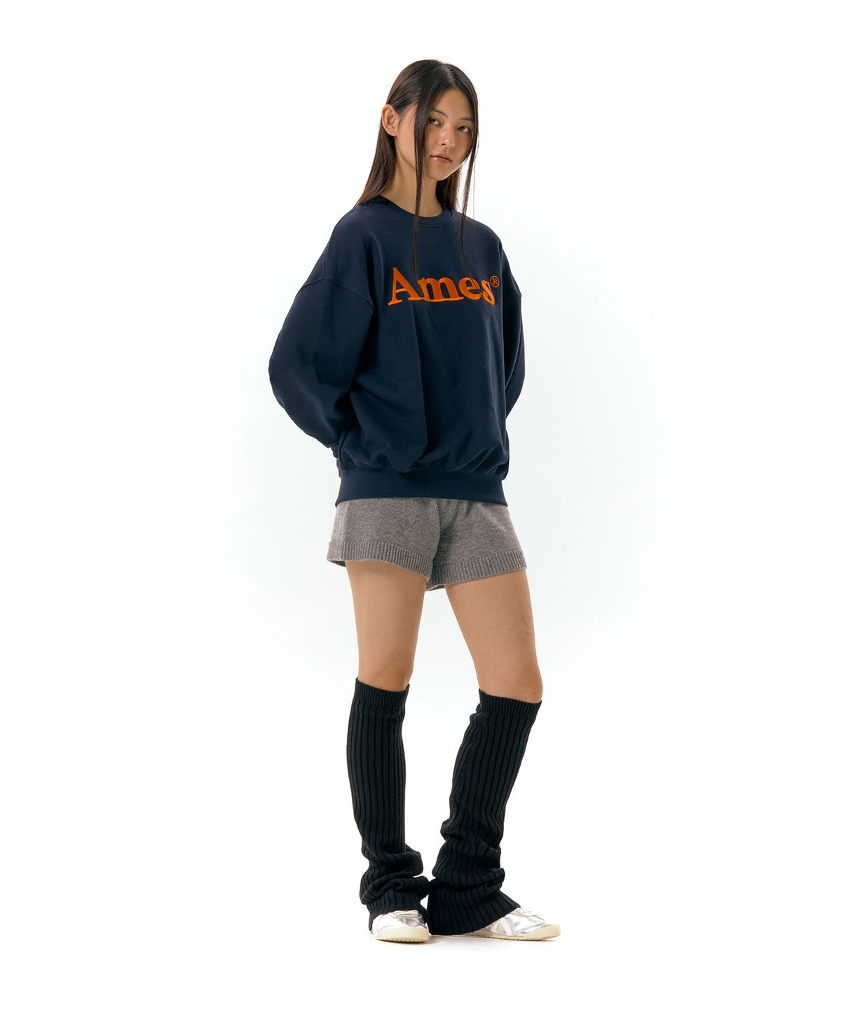 아메스 월드와이드(AMES-WORLDWIDE) BASIC LOGO SWEATSHIRT NAVY
