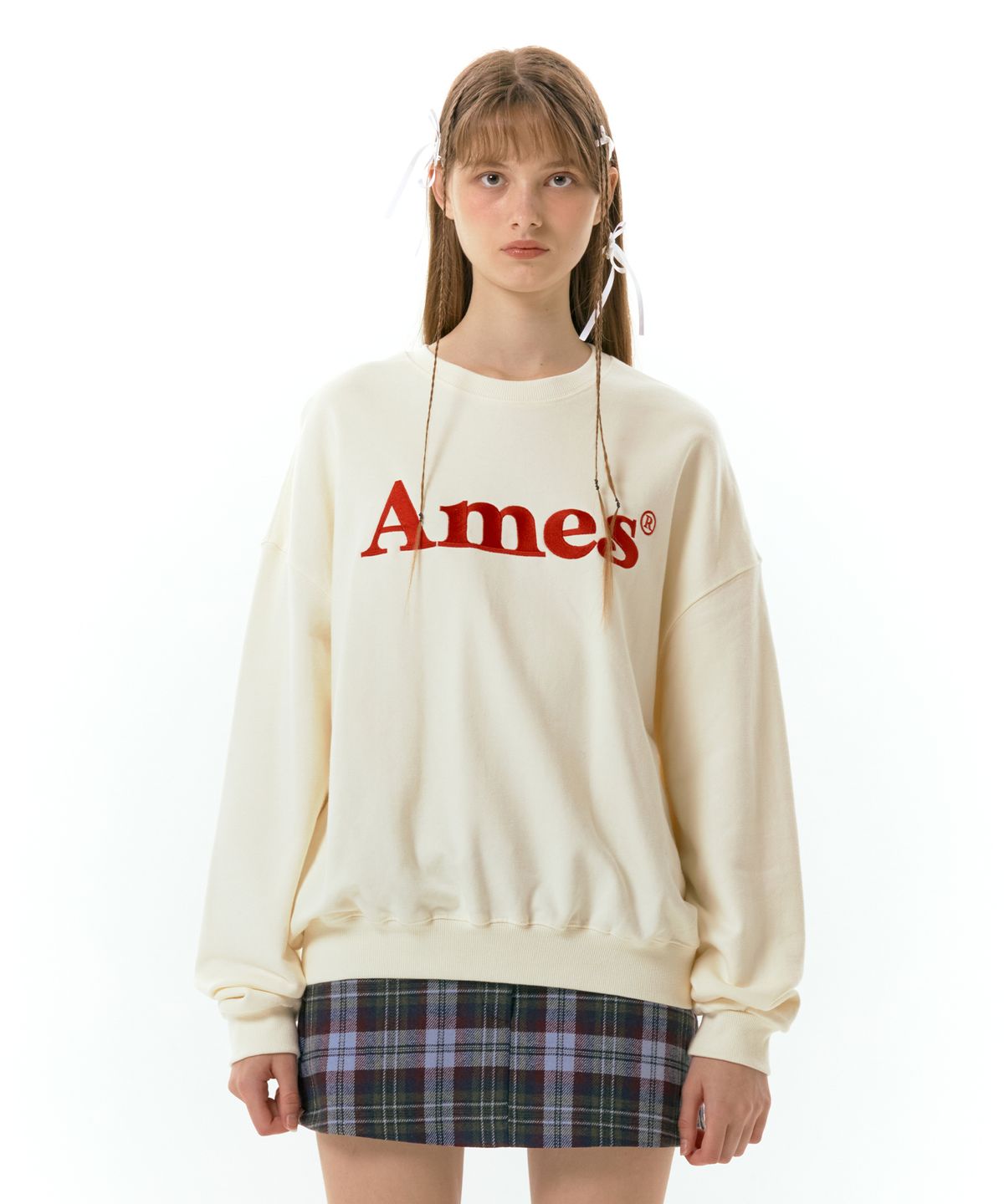 아메스 월드와이드(AMES-WORLDWIDE) BASIC LOGO SWEATSHIRT CREAM