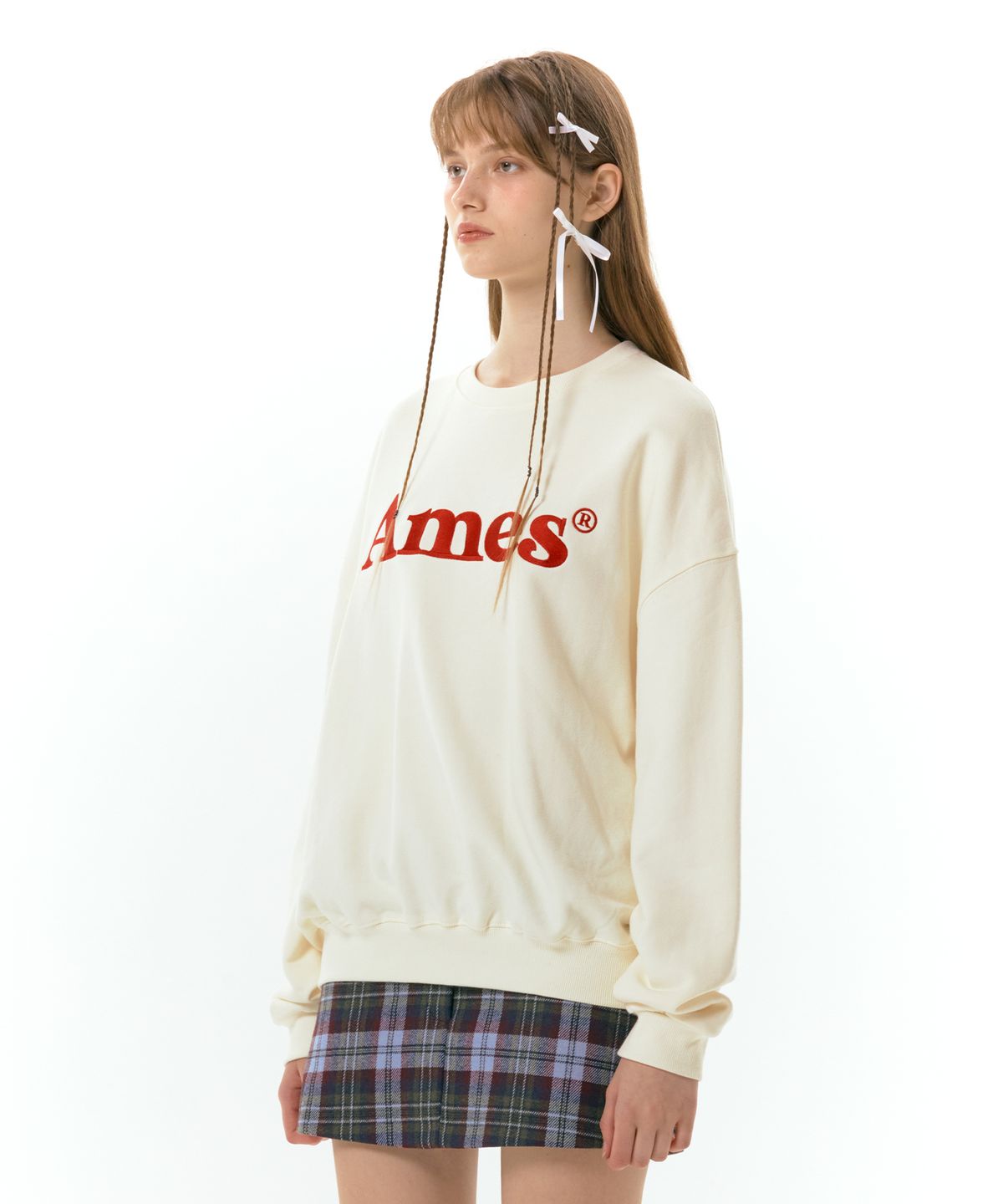 아메스 월드와이드(AMES-WORLDWIDE) BASIC LOGO SWEATSHIRT CREAM