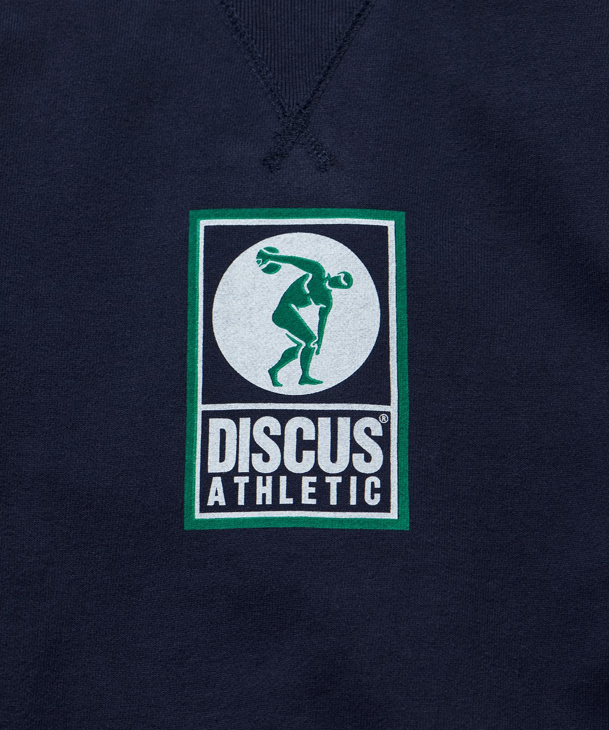 디스커스 애슬레틱(DISCUS ATHLETIC) 헤비웨이트 레귤러 핏 로고 스웨트 셔츠 네이비