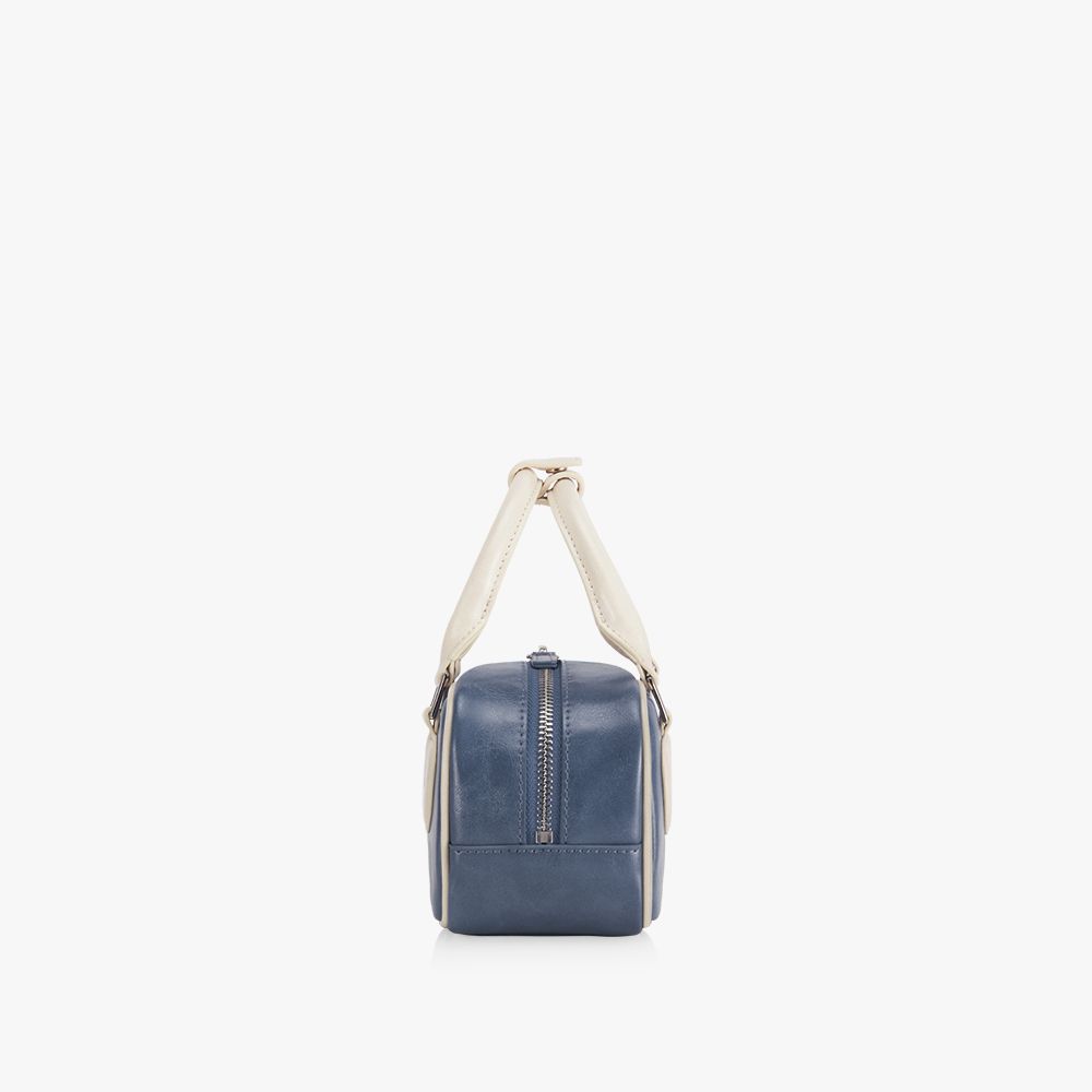 MUSINSA | FINDKAPOOR Heart Double Bag 37 Crinkled - Blue Ivory MUSINSA | FINDKAPOOR Heart Double Bag 37 Crinkled - Blue Ivory