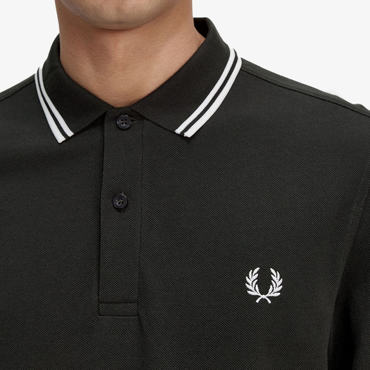 프레드페리(FRED PERRY) [M3636] 롱 슬리브 트윈 팁 프레드페리 셔츠 - 나이트그린/스노우화이트 M3636-T50