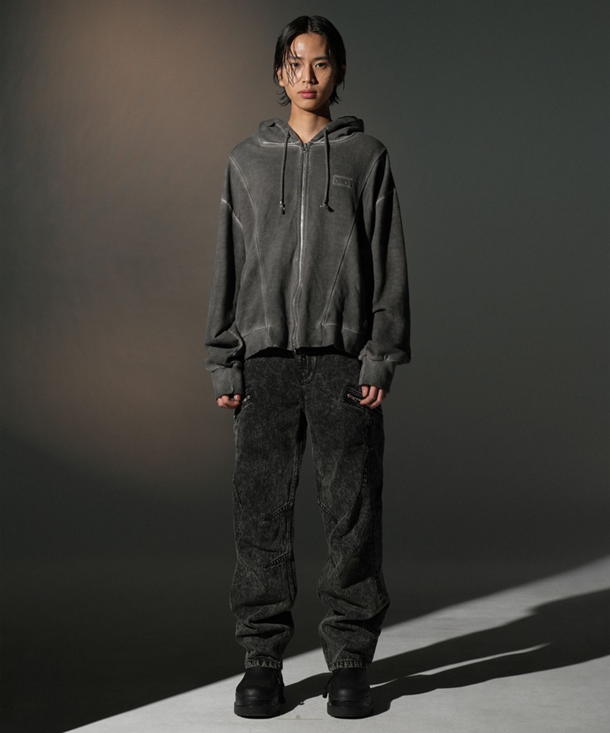 그레일즈(GRAILZ) DART FIT ZIPPER DENIM [BROWN]