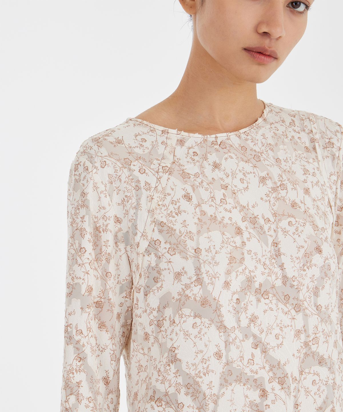유스(YOUTH) Second Skin Woven Top - Ivory