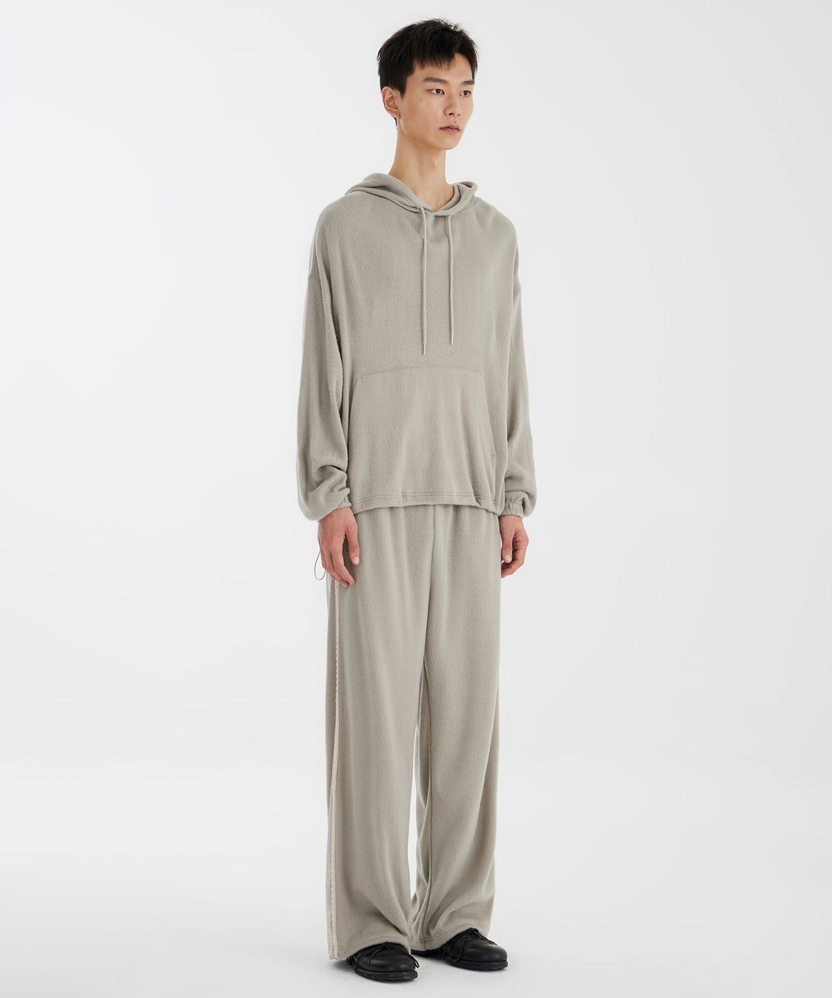유스(YOUTH) Oversized Hooded Sweatshirt - Sage Green
