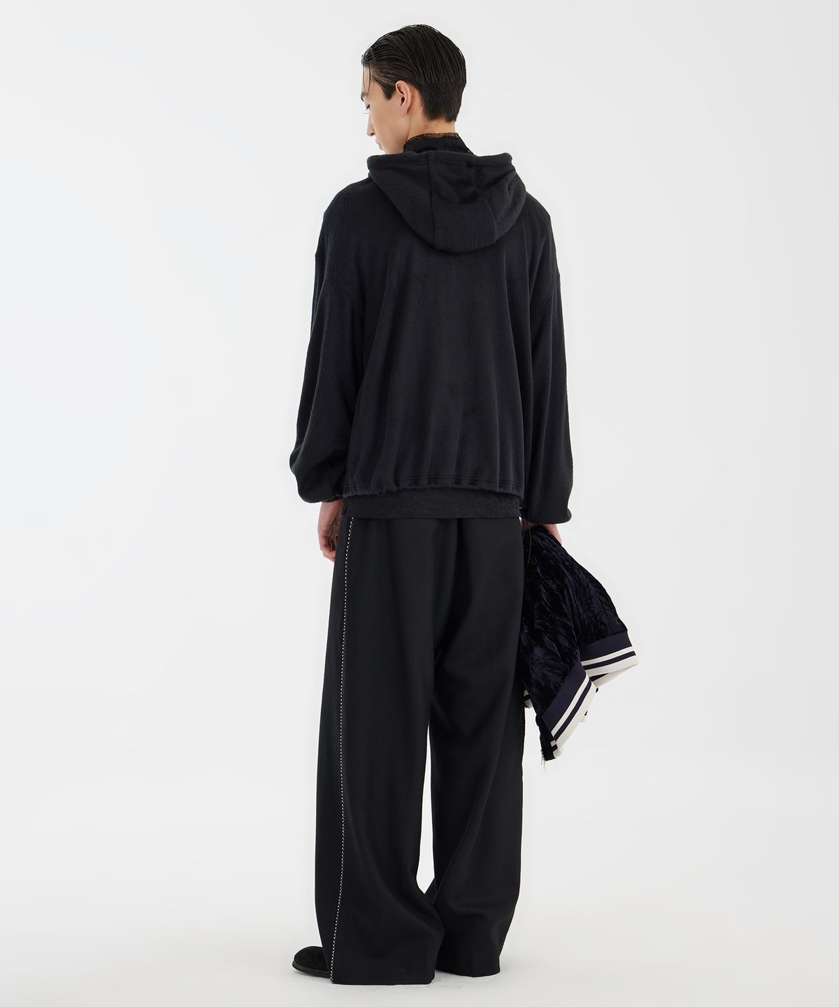 유스(YOUTH) Oversized Hooded Sweatshirt - Black