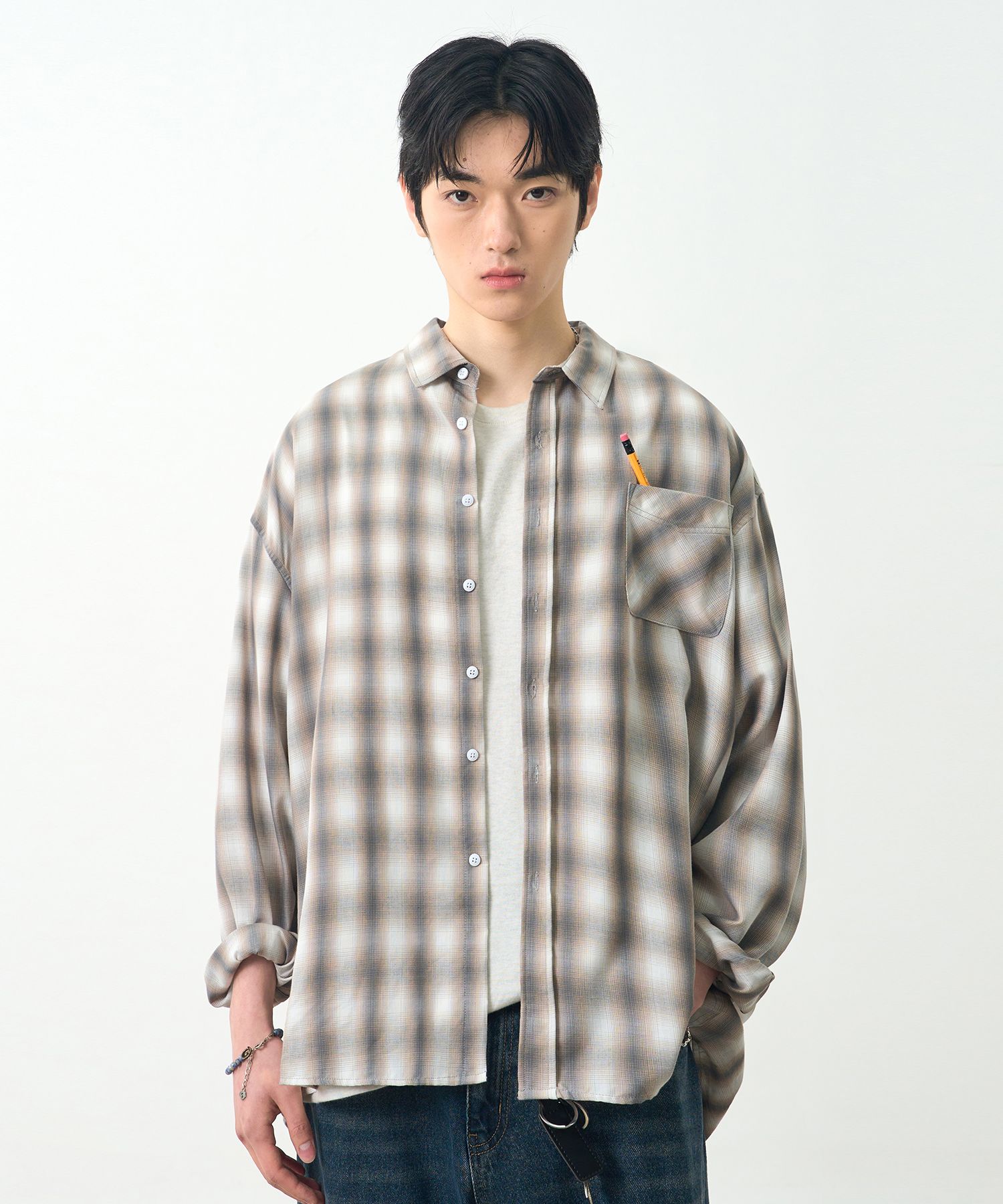 MUSINSA | DIMITRI BLACK ASI Four Seasons Ombre Check Shirt_Gray