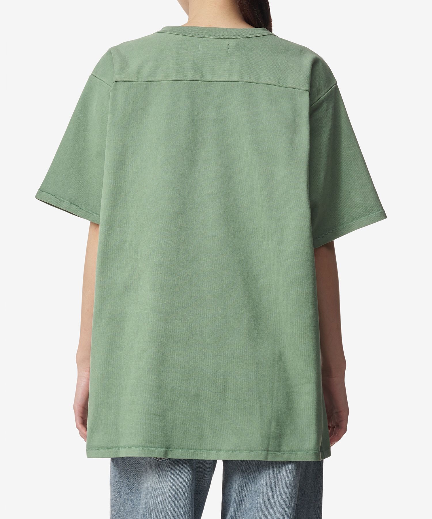 ■ERL■ Football 83 Embroidered V-Neck Short Sleeve T-Shirt MUSINSA | ERL Football 83 Embroidery V-neck Short-sleeved T
