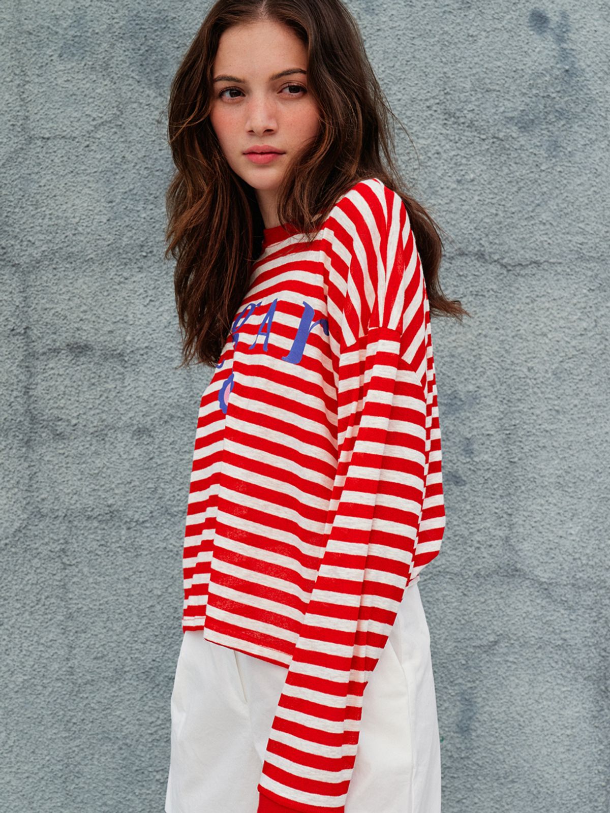 쏘리, 투 머치 러브(SORRY, TOO MUCH LOVE) Loose Fit Drop Shoulder Stripe T-shirt_Red