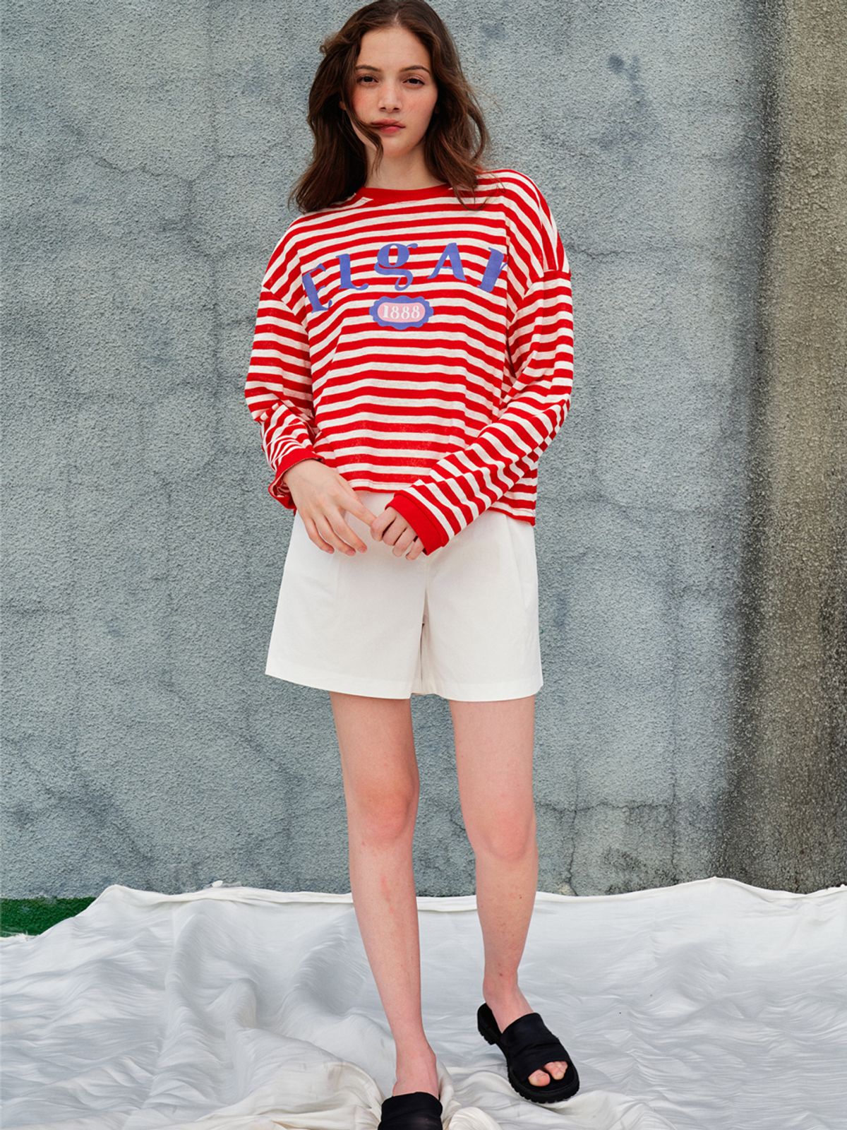 쏘리, 투 머치 러브(SORRY, TOO MUCH LOVE) Loose Fit Drop Shoulder Stripe T-shirt_Red