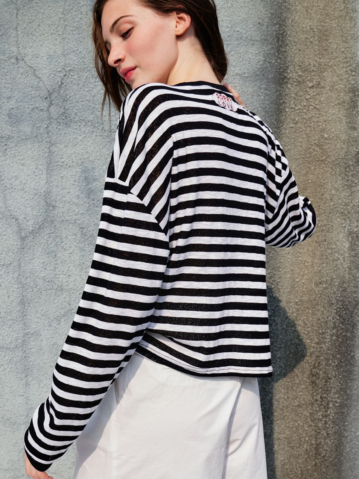 쏘리, 투 머치 러브(SORRY, TOO MUCH LOVE) Loose Fit Drop Shoulder Stripe T-shirt_Black