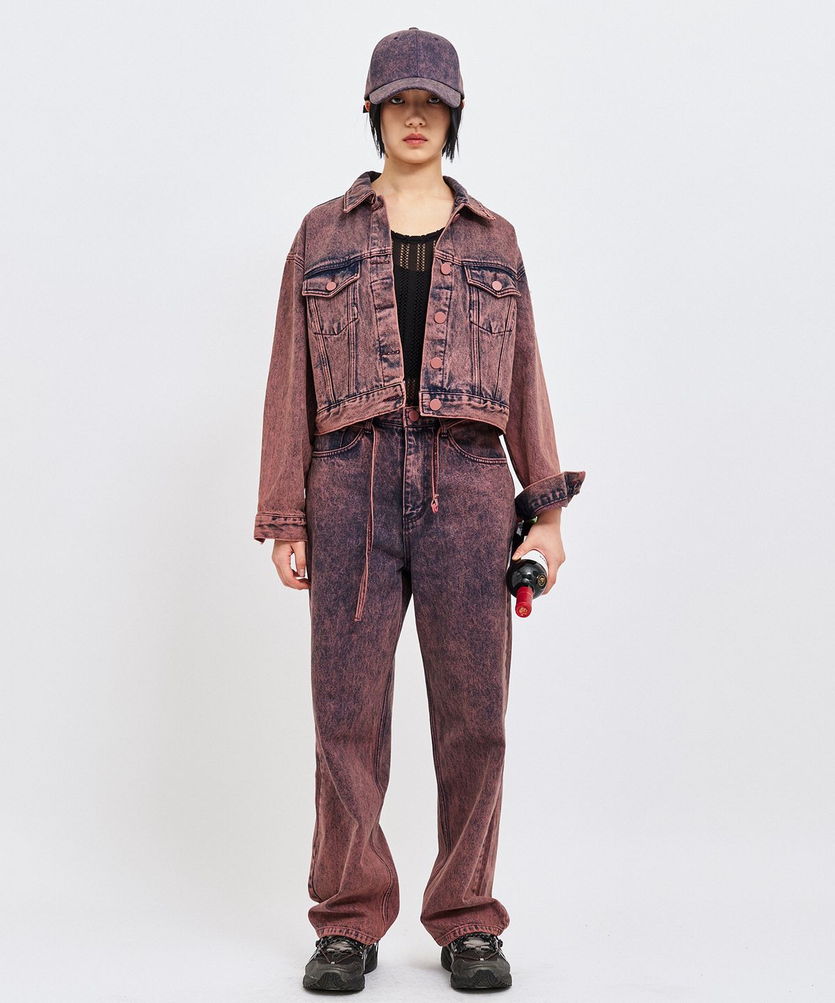 씨웨어 바이 더 지니어스(C WEAR BY THE GENIUS) 와인 데님 크롭 트러커 자켓