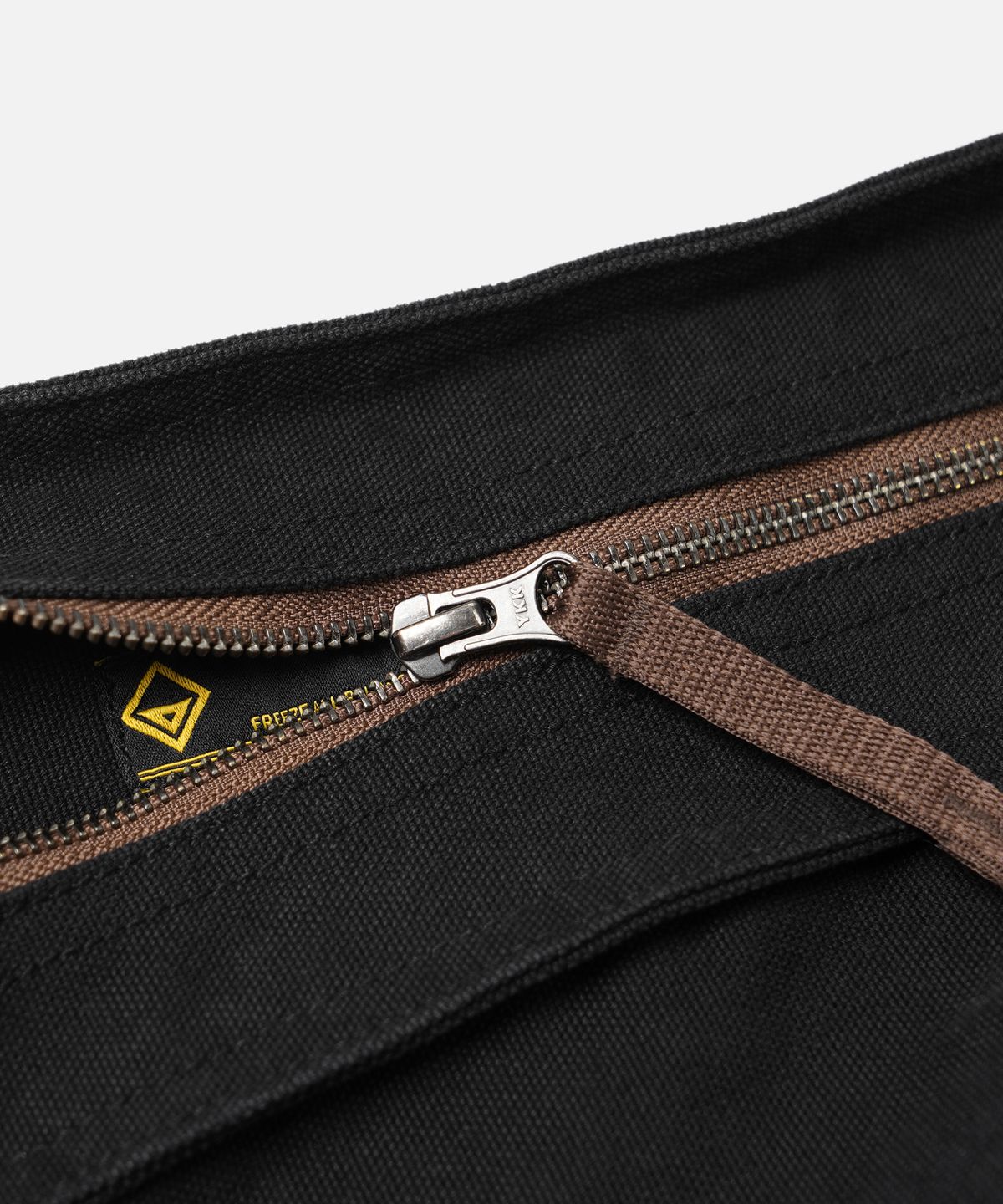프리즘웍스(FRIZMWORKS) HEAVY CANVAS SHOULDER BAG _ BLACK