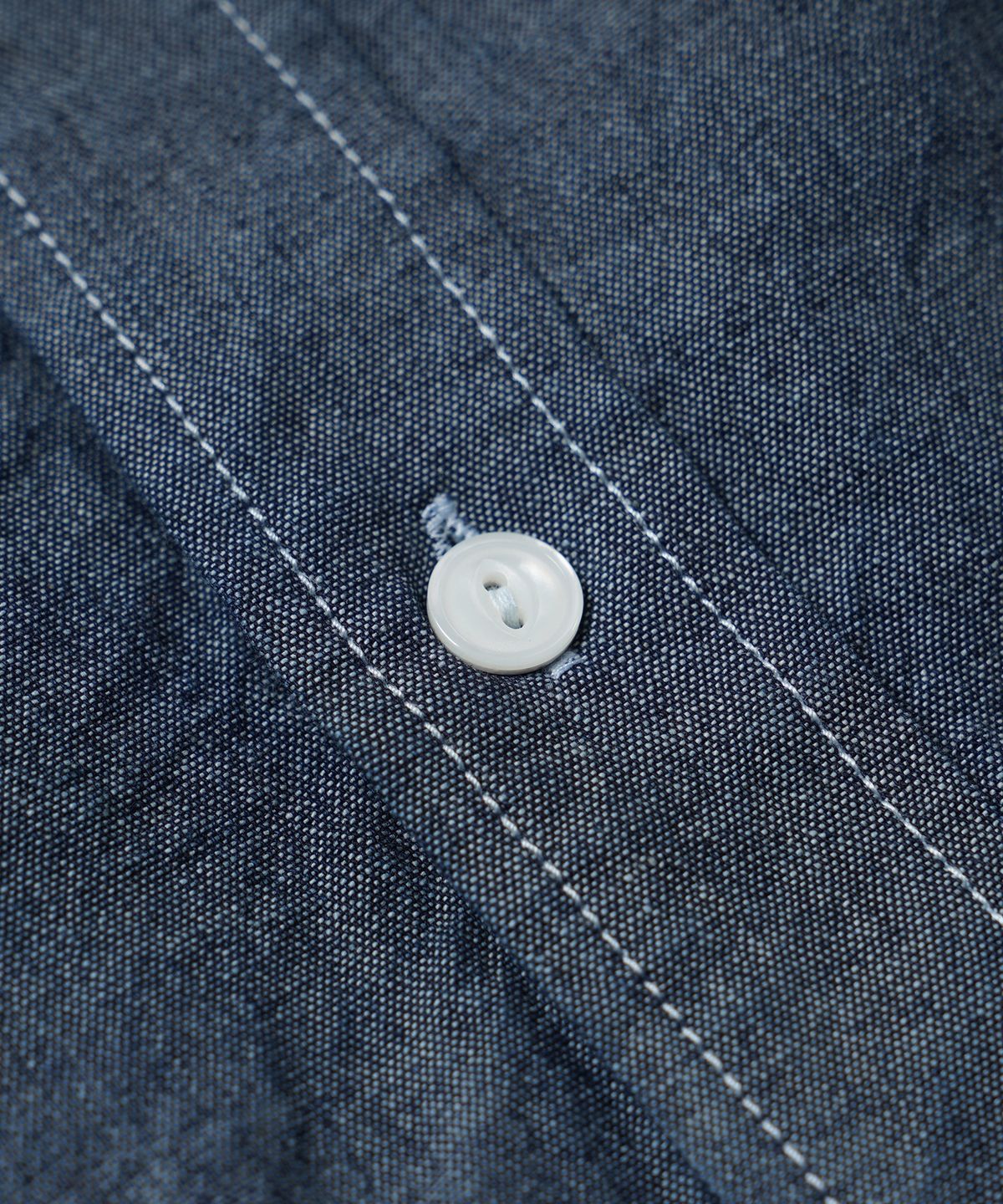 프리즘웍스(FRIZMWORKS) CIGARETTE POCKET CHAMBRAY SHIRT _ INDIGO