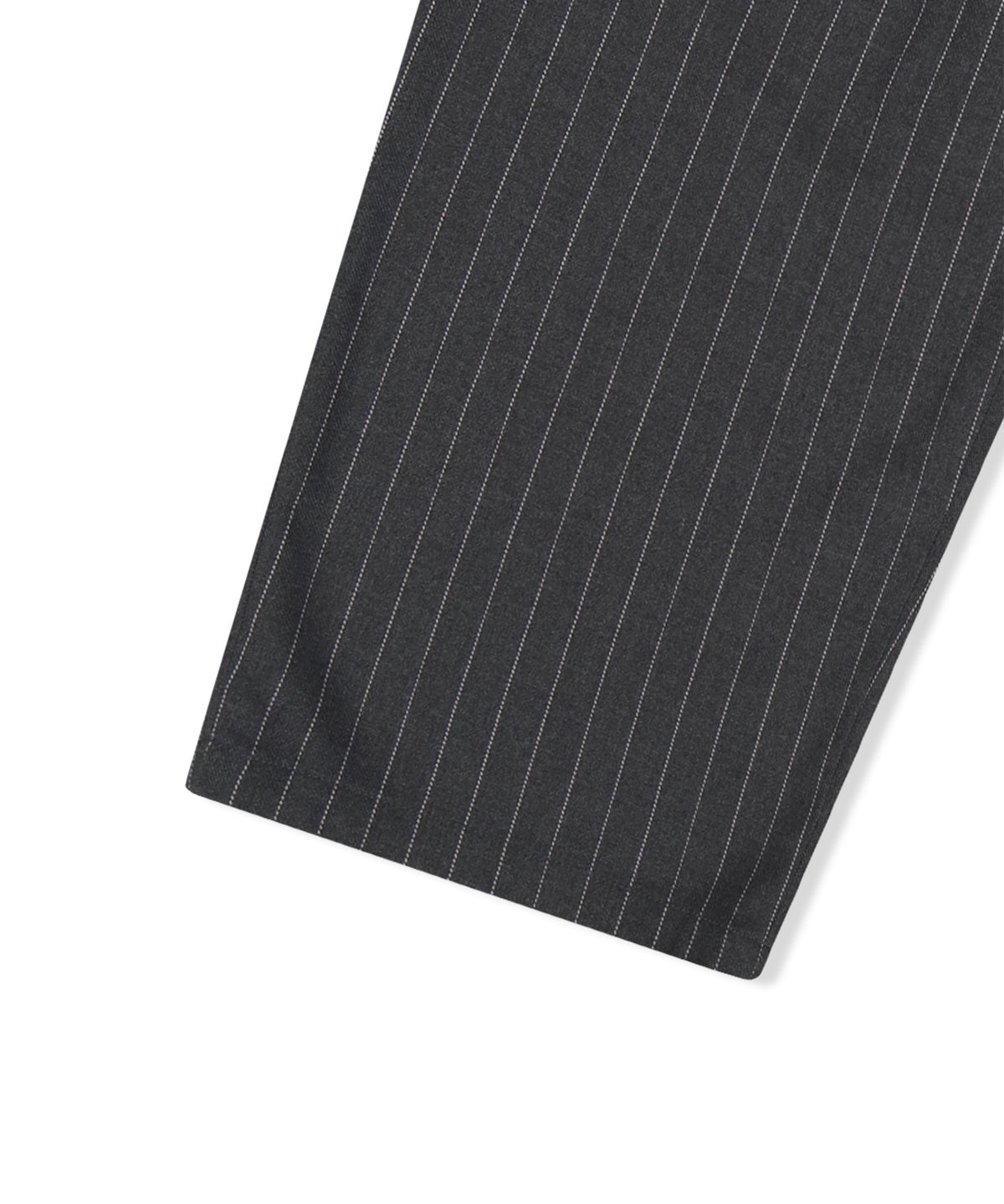 예스아이씨(YESEYESEE) Stripe Tucked Pants Charcoal