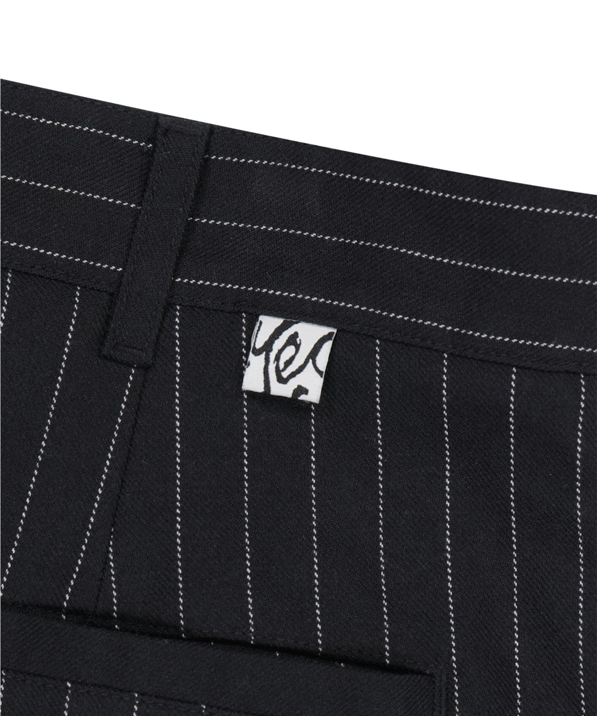 예스아이씨(YESEYESEE) Stripe Tucked Pants Black