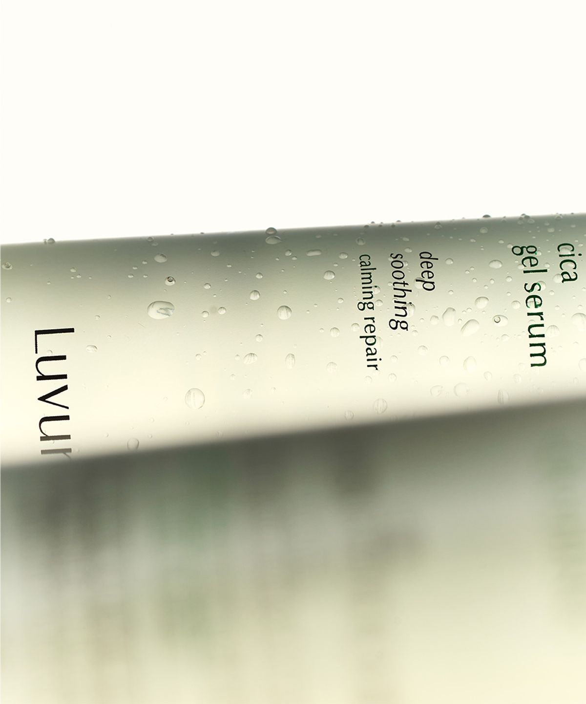 러븀(LUVUM) 카밍 리페어 어린시카 겔 세럼 80ml