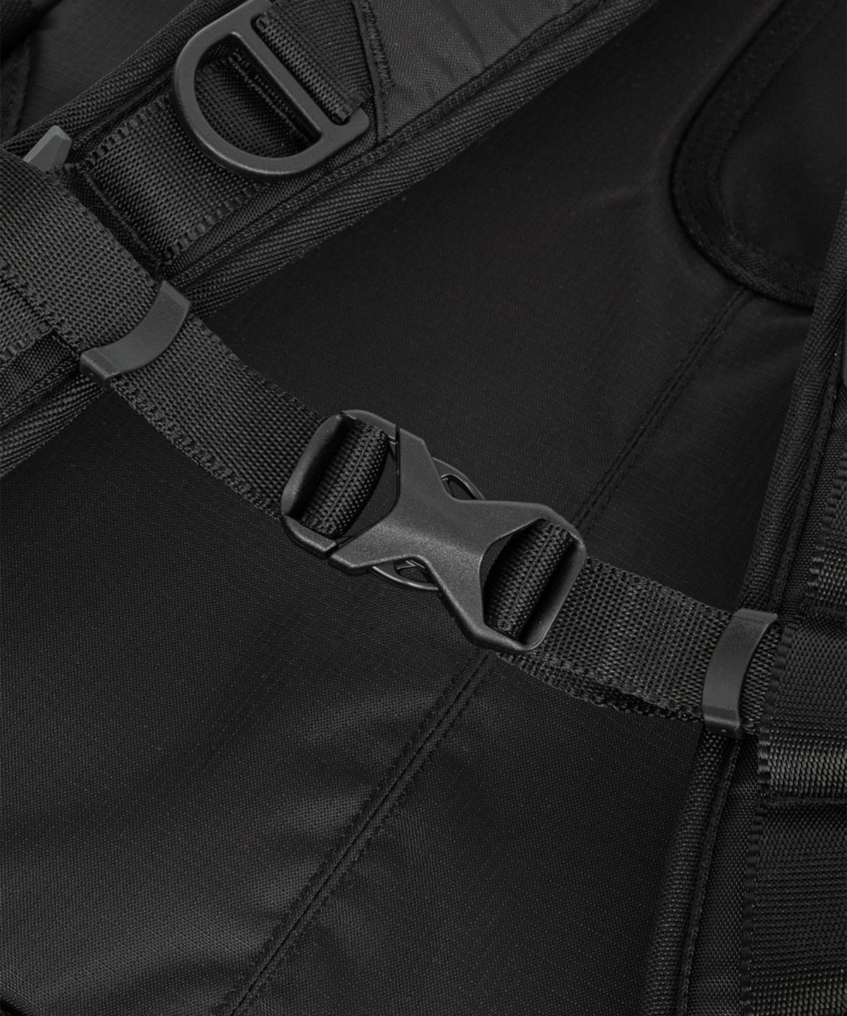 예스아이씨(YESEYESEE) Y.E.S Strata Backpack Black