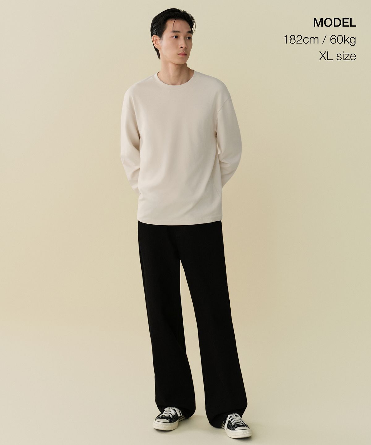 무신사 스탠다드(MUSINSA STANDARD) [힛탠다드] 크루 넥 긴소매 티셔츠 [에크루]