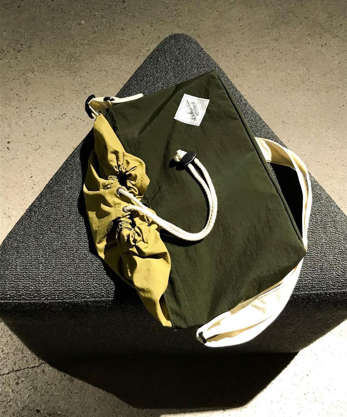 아이띵소(ITHINKSO) STRING FOLD CROSS BAG 스트링 폴드 크로스백