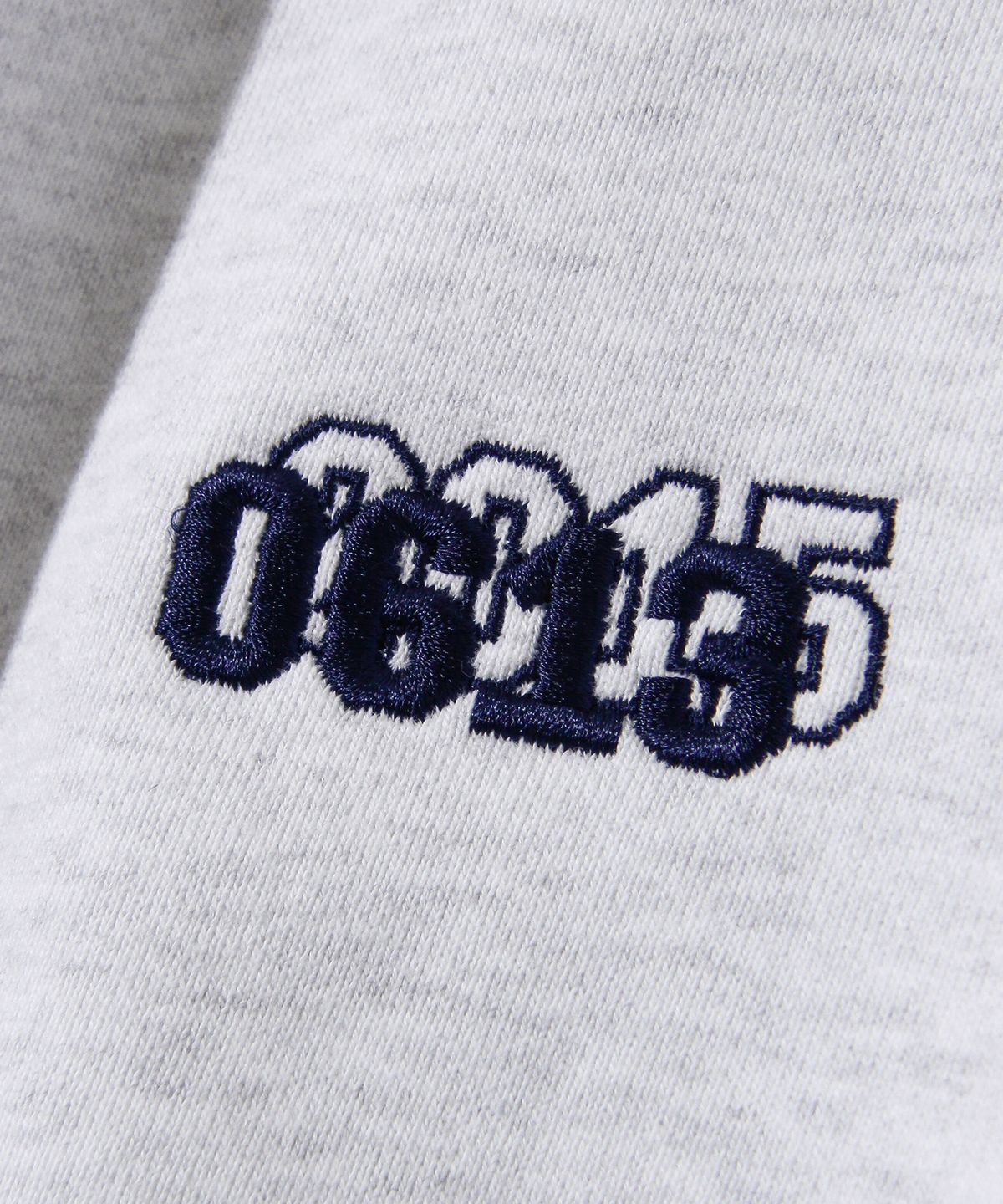 다이아몬드 레이라(DIAMOND LAYLA) SVRL Club Vneck Sweatshirt T84 - White Melange